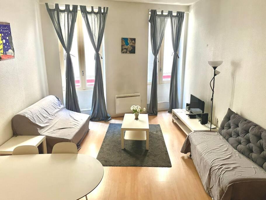 Le Saboly Apartment